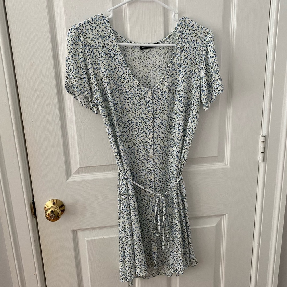 Brandy Melville floral mini dress, “one size fits all”, tie around the waist.